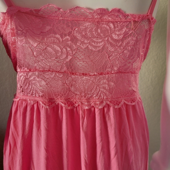 Barbiecore Maxi Nightgown - Picture 7 of 9